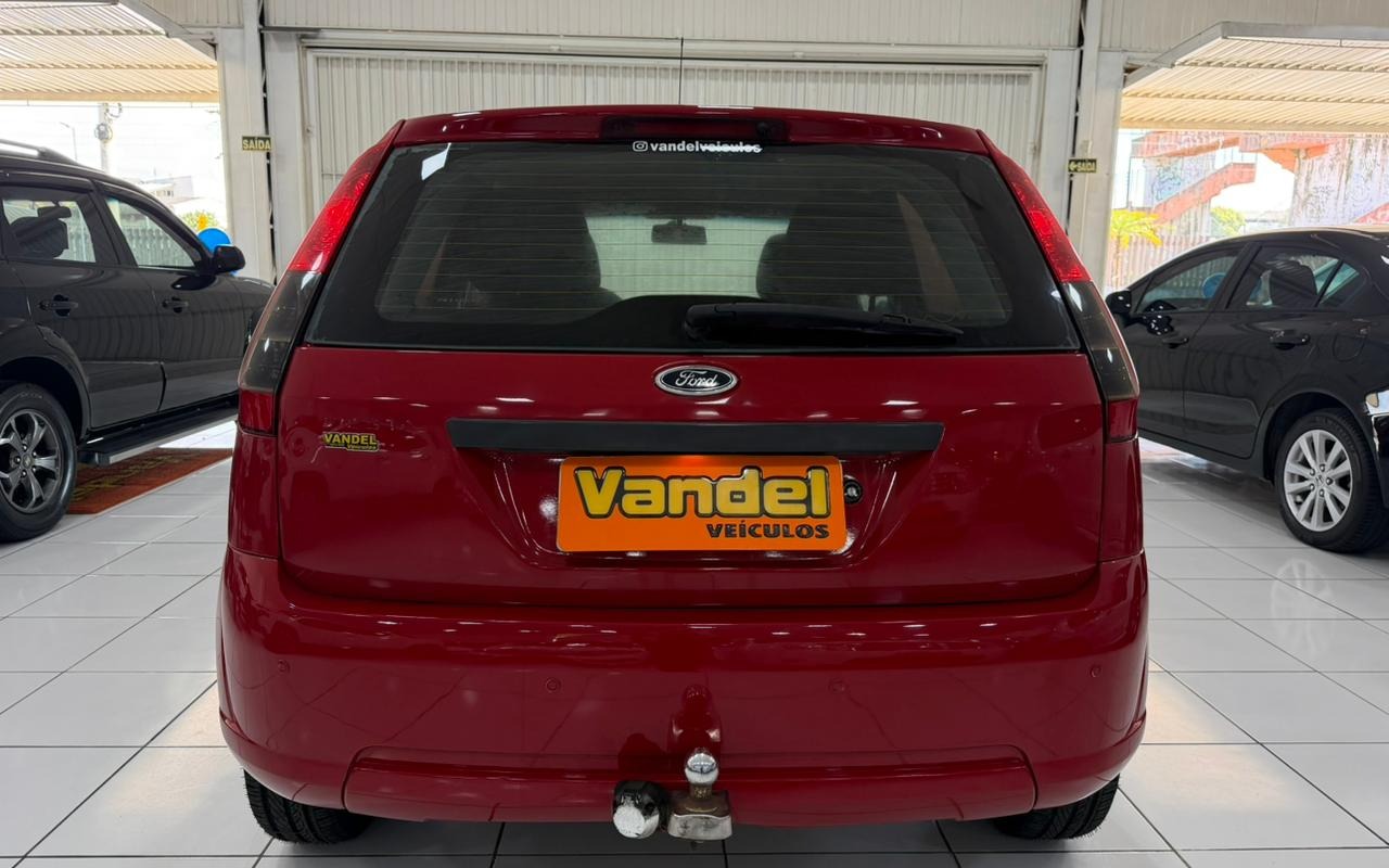 imagem-https://www.socarrao.com.br/sc-vehicle-images-prod/3591630/1788366177787-V2hhdHNBcHAgSW1hZ2UgMjAyNi0wOS0wMiBhdCAxMy4xNS40MyAoMykuanBlZw.jpeg