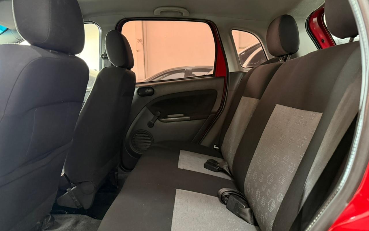 imagem-https://www.socarrao.com.br/sc-vehicle-images-prod/3591630/1788366178403-V2hhdHNBcHAgSW1hZ2UgMjAyNi0wOS0wMiBhdCAxMy4xNS40NCAoMSkuanBlZw.jpeg
