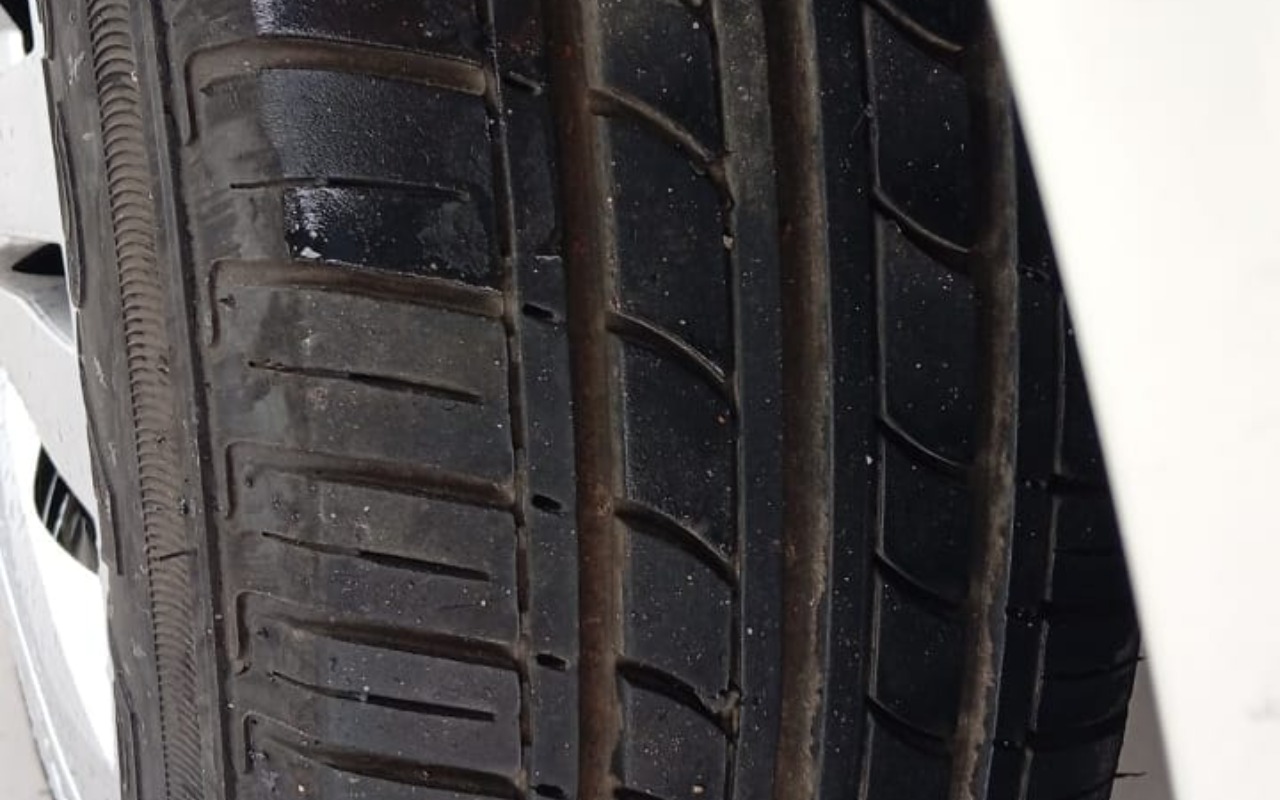 imagem-https://www.socarrao.com.br/sc-vehicle-images-prod/3592045/1788367424106-SU1HLTIwMjYwOTAxLVdBMDAxOS5qcGc.jpg
