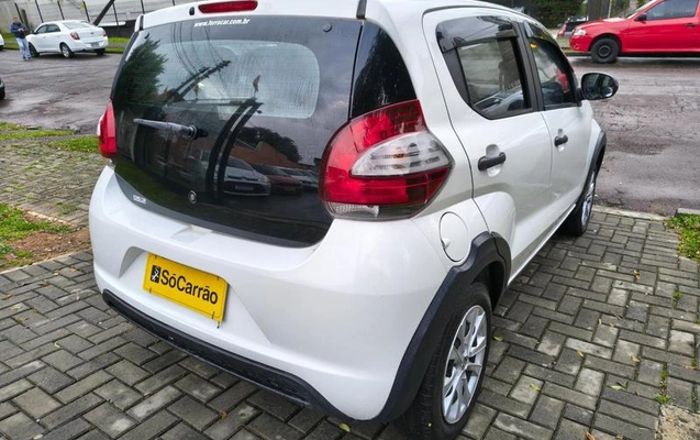 imagem-https://www.socarrao.com.br/sc-vehicle-images-prod/3592095/1789476077332-8443039_9_B_fc0de7a59d.jpeg