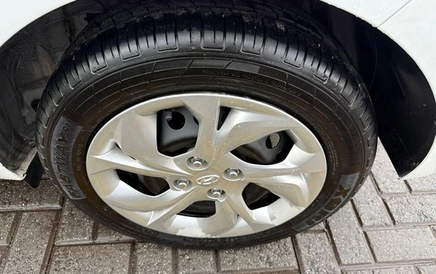 imagem-https://www.socarrao.com.br/sc-vehicle-images-prod/3592212/1788550129363-8436735_13_B_628f33ab14.jpeg