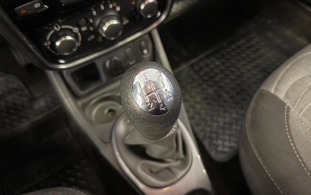 imagem-https://www.socarrao.com.br/sc-vehicle-images-prod/3592433/1789571377299-8424811_9_B_b6388c73b7.jpeg