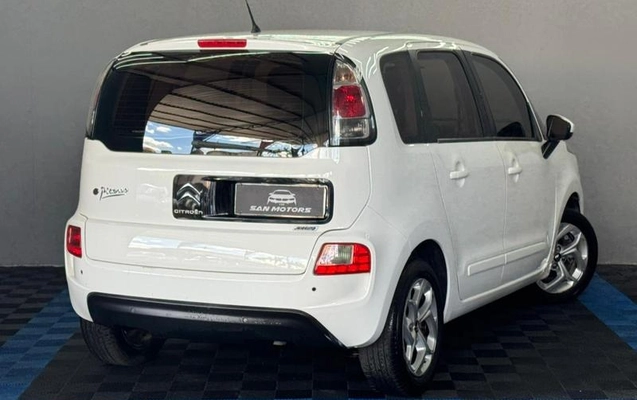 imagem-https://www.socarrao.com.br/sc-vehicle-images-prod/3592603/1788369008331-8440979_1_B_872e71923d.jpeg