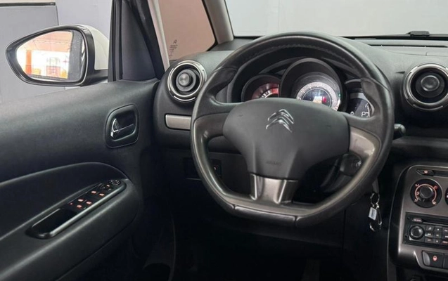imagem-https://www.socarrao.com.br/sc-vehicle-images-prod/3592603/1788369008340-8440979_5_B_d95fd51615.jpeg