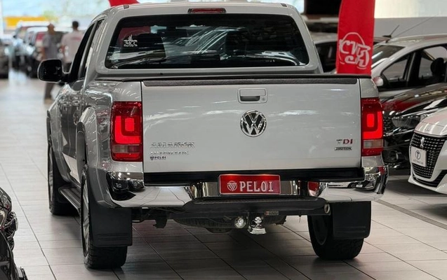 imagem-https://www.socarrao.com.br/sc-vehicle-images-prod/3592696/1788382240388-8436355_15_B_18e45aceb7.jpeg