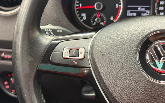 imagem-https://www.socarrao.com.br/sc-vehicle-images-prod/3592696/1788382240395-8436355_7_B_f771466ca7.jpeg