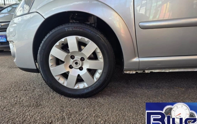 imagem-https://www.socarrao.com.br/sc-vehicle-images-prod/3592748/1788369322236-bGVuMTAuanBlZw.jpeg