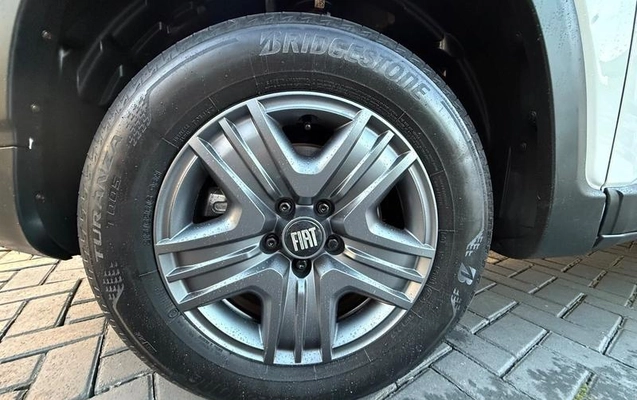 imagem-https://www.socarrao.com.br/sc-vehicle-images-prod/3593035/1789156936173-8240529_15_B_22154b4c87.jpeg
