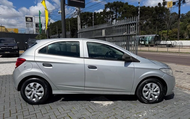 imagem-https://www.socarrao.com.br/sc-vehicle-images-prod/3593150/1788575327020-8436693_4_B_f6a706d4d5.jpeg