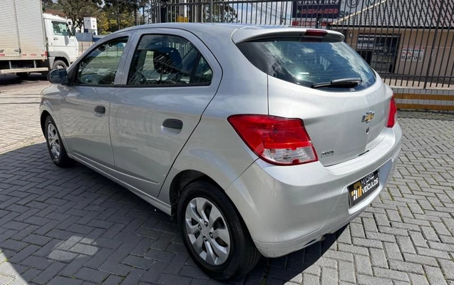 imagem-https://www.socarrao.com.br/sc-vehicle-images-prod/3593150/1788575327026-8436693_8_B_254751a4e5.jpeg