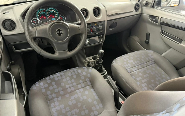 imagem-https://www.socarrao.com.br/sc-vehicle-images-prod/3593153/1788370279517-V2hhdHNBcHAgSW1hZ2UgMjAyNi0wOS0wMiBhdCAxNC4xNi4yMy5qcGVn.jpeg