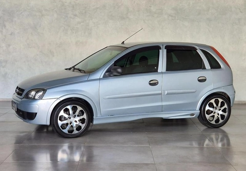 Chevrolet Corsa 2006 Prata — foto 1 de 3