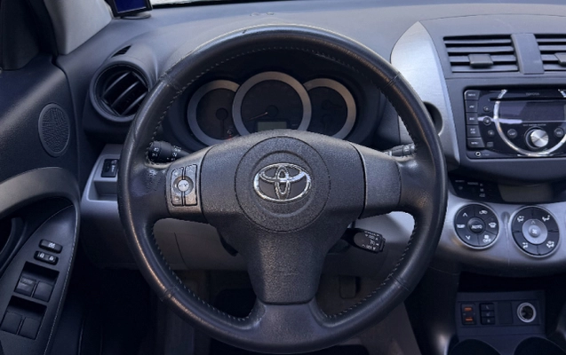 imagem-https://www.socarrao.com.br/sc-vehicle-images-prod/3593171/1788371472471-app-photos-17AGAoo9Je4zEi9tYC7F6EbZtqDFDXRE.jpg