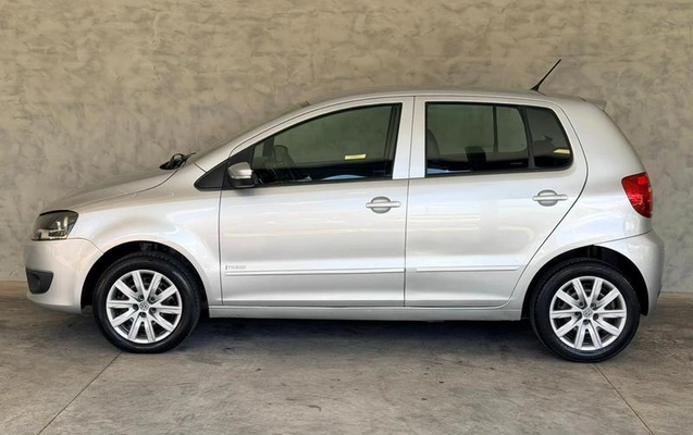 imagem-https://www.socarrao.com.br/sc-vehicle-images-prod/3593178/1789669971994-8370657_5_B_65c8167f25.jpeg