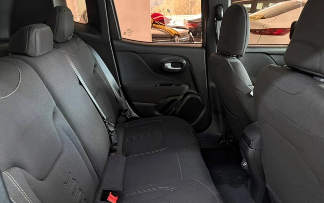 imagem-https://www.socarrao.com.br/sc-vehicle-images-prod/3593242/1788370868234-4830457705e348a1b3a2bc17c7e1e372_1788369462226.jpg