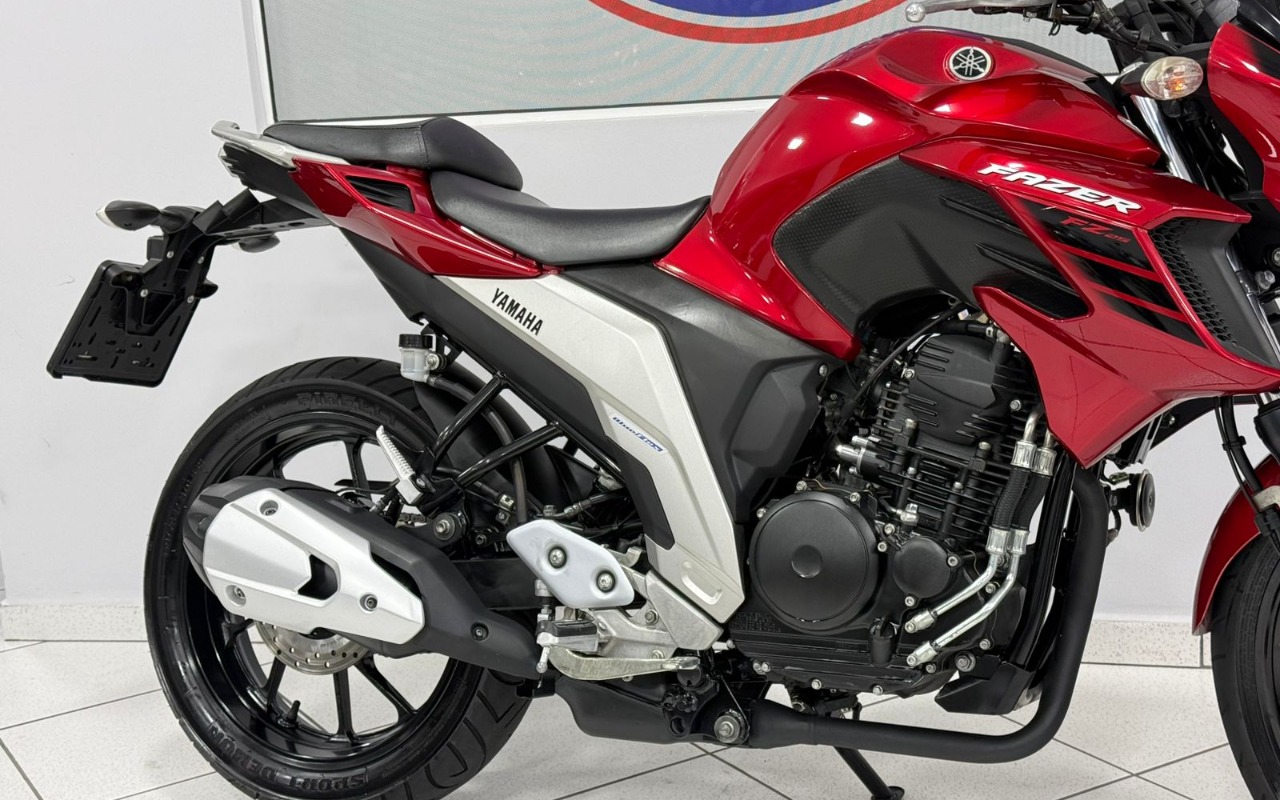 imagem-https://www.socarrao.com.br/sc-vehicle-images-prod/3593286/1788377501386-V2hhdHNBcHAgSW1hZ2UgMjAyNi0wOS0wMiBhdCAxNi4xNC4yNyAoMSkuanBlZw.jpeg