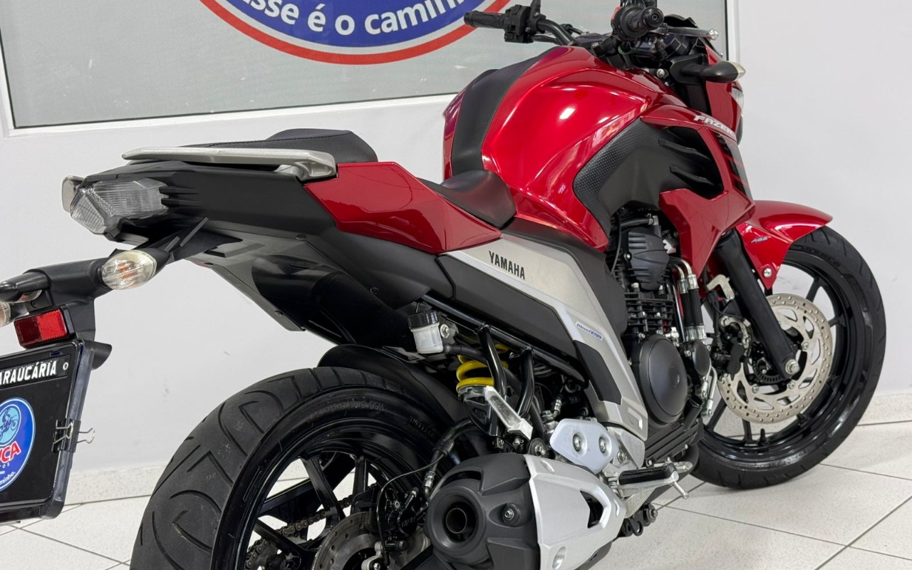 imagem-https://www.socarrao.com.br/sc-vehicle-images-prod/3593286/1788377502766-V2hhdHNBcHAgSW1hZ2UgMjAyNi0wOS0wMiBhdCAxNi4xNC4yOS5qcGVn.jpeg