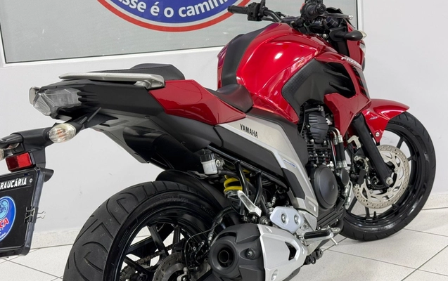 imagem-https://www.socarrao.com.br/sc-vehicle-images-prod/3593286/1788377502766-V2hhdHNBcHAgSW1hZ2UgMjAyNi0wOS0wMiBhdCAxNi4xNC4yOS5qcGVn.jpeg
