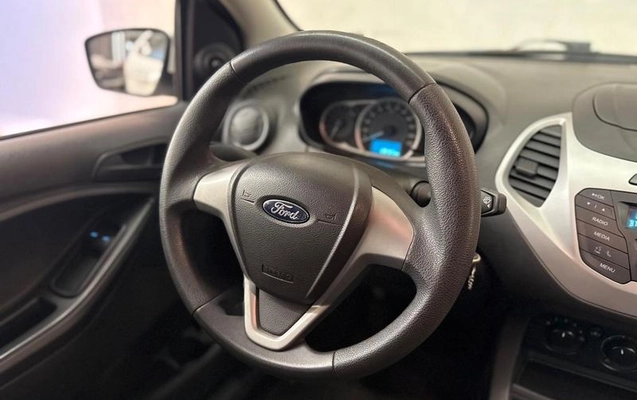 imagem-https://www.socarrao.com.br/sc-vehicle-images-prod/3593503/1789571892241-8303554_3_B_6c67d60087.jpeg