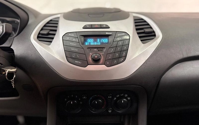 imagem-https://www.socarrao.com.br/sc-vehicle-images-prod/3593503/1789571892249-8303554_7_B_5ae94f4c6d.jpeg