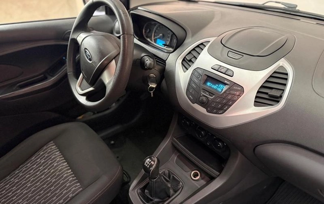 imagem-https://www.socarrao.com.br/sc-vehicle-images-prod/3593503/1789571892262-8303554_13_B_d2734e2ad7.jpeg