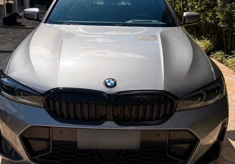 Bmw 320i 2024 Cinza — foto 1 de 3