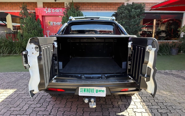 imagem-https://www.socarrao.com.br/sc-vehicle-images-prod/3593633/1788872536499-33bcb91d-e502-4312-bdd8-43a8fb1a6193.jpg