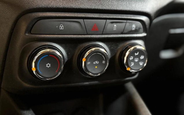 imagem-https://www.socarrao.com.br/sc-vehicle-images-prod/3593840/1789141906584-8402270_16_B_82d3d6e5ad.jpeg