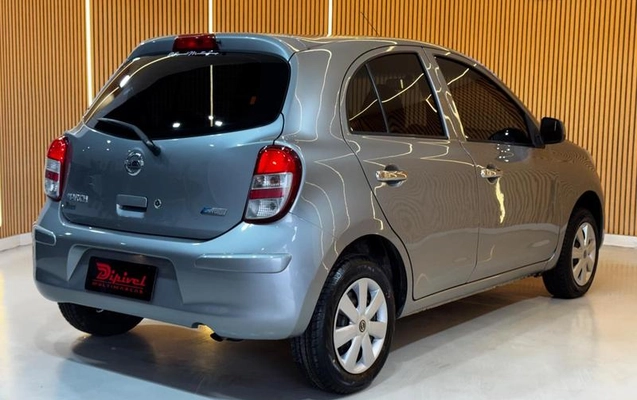 imagem-https://www.socarrao.com.br/sc-vehicle-images-prod/3593843/1789584008254-8439488_7_B_27af0290b1.jpeg