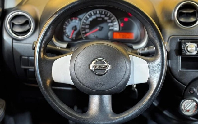 imagem-https://www.socarrao.com.br/sc-vehicle-images-prod/3593843/1789584008265-8439488_17_B_e2fa09e896.jpeg