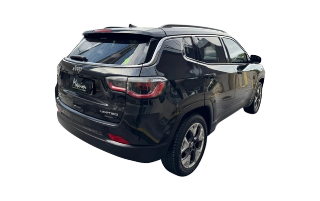 imagem-https://www.socarrao.com.br/sc-vehicle-images-prod/3593992/1789587708561-0FoKtGkvItTaVYeVcEgRkuKSvQr67TFy.jpg