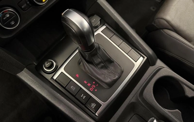 imagem-https://www.socarrao.com.br/sc-vehicle-images-prod/3594143/1789570037504-8443677_10_B_5906f2054b.jpeg