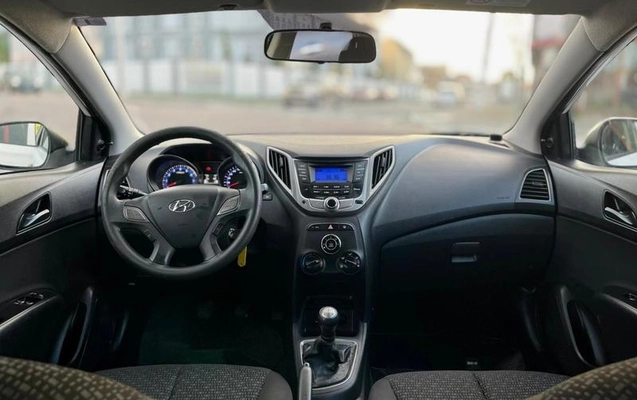 imagem-https://www.socarrao.com.br/sc-vehicle-images-prod/3594149/1788981148865-8443634_5_B_6f4f34b0d5.jpeg