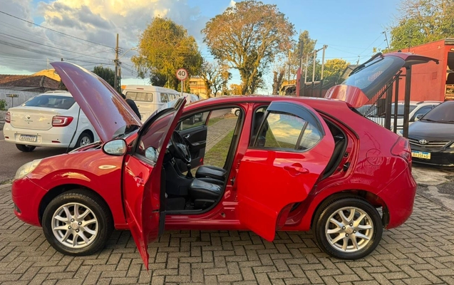 imagem-https://www.socarrao.com.br/sc-vehicle-images-prod/3594178/1788373269551-V2hhdHNBcHAgSW1hZ2UgMjAyNi0wOS0wMSBhdCAxOS4wOS4xOSAoMSkuanBlZw.jpeg