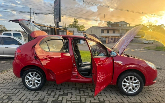 imagem-https://www.socarrao.com.br/sc-vehicle-images-prod/3594178/1788373269974-V2hhdHNBcHAgSW1hZ2UgMjAyNi0wOS0wMSBhdCAxOS4wOS4yMC5qcGVn.jpeg