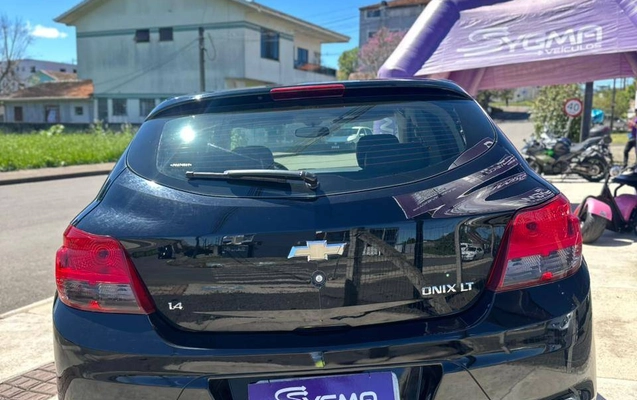 imagem-https://www.socarrao.com.br/sc-vehicle-images-prod/3594340/1788373543138-cc1e413b22a34d95837f484ae8079435_1788372441780.jpg