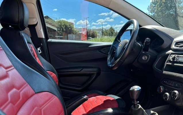 imagem-https://www.socarrao.com.br/sc-vehicle-images-prod/3594340/1788373543146-59bea047f9da4eb58c587f8c6fde500d_1788372441867.jpg