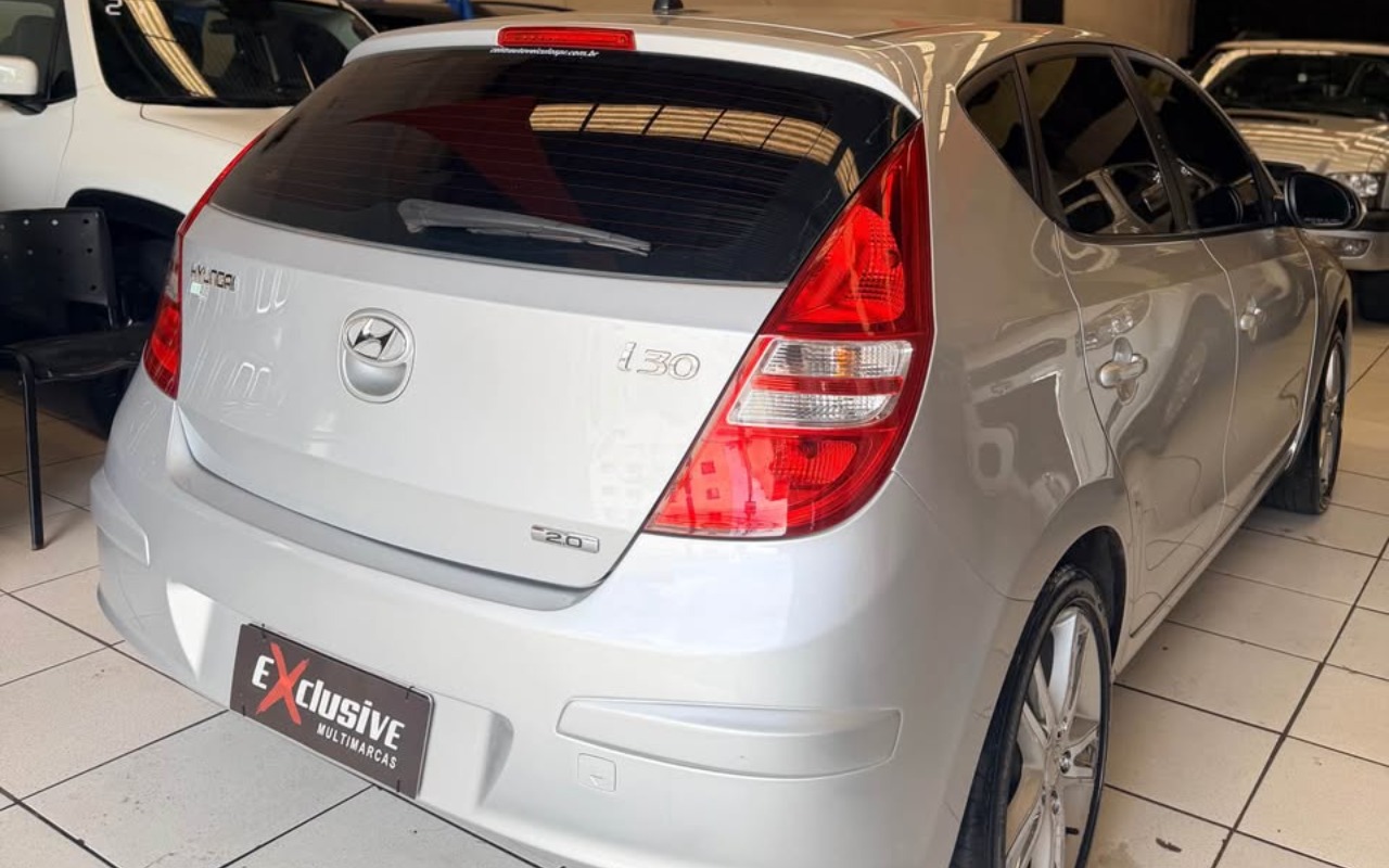 imagem-https://www.socarrao.com.br/sc-vehicle-images-prod/3594383/1788373909533-STMwIDIwMTI2LmpwZw.jpg