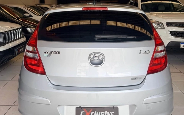 imagem-https://www.socarrao.com.br/sc-vehicle-images-prod/3594383/1788373909968-STMwIDIwMTI5LmpwZw.jpg
