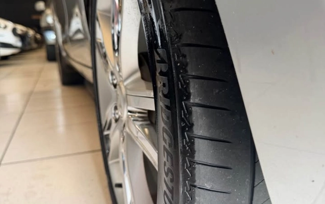 imagem-https://www.socarrao.com.br/sc-vehicle-images-prod/3594383/1788373911322-STMwIDIwMTIxNS5qcGc.jpg