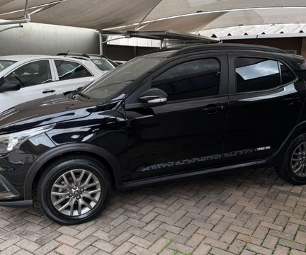 Fiat Argo TREKKING 1.3 8V Flex 2021 Preto — foto 1 de 3