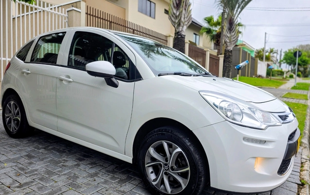 imagem-https://www.socarrao.com.br/sc-vehicle-images-prod/3594429/1788374272587-SU1HLTIwMjYwOTAxLVdBMDA2Mi5qcGc.jpg