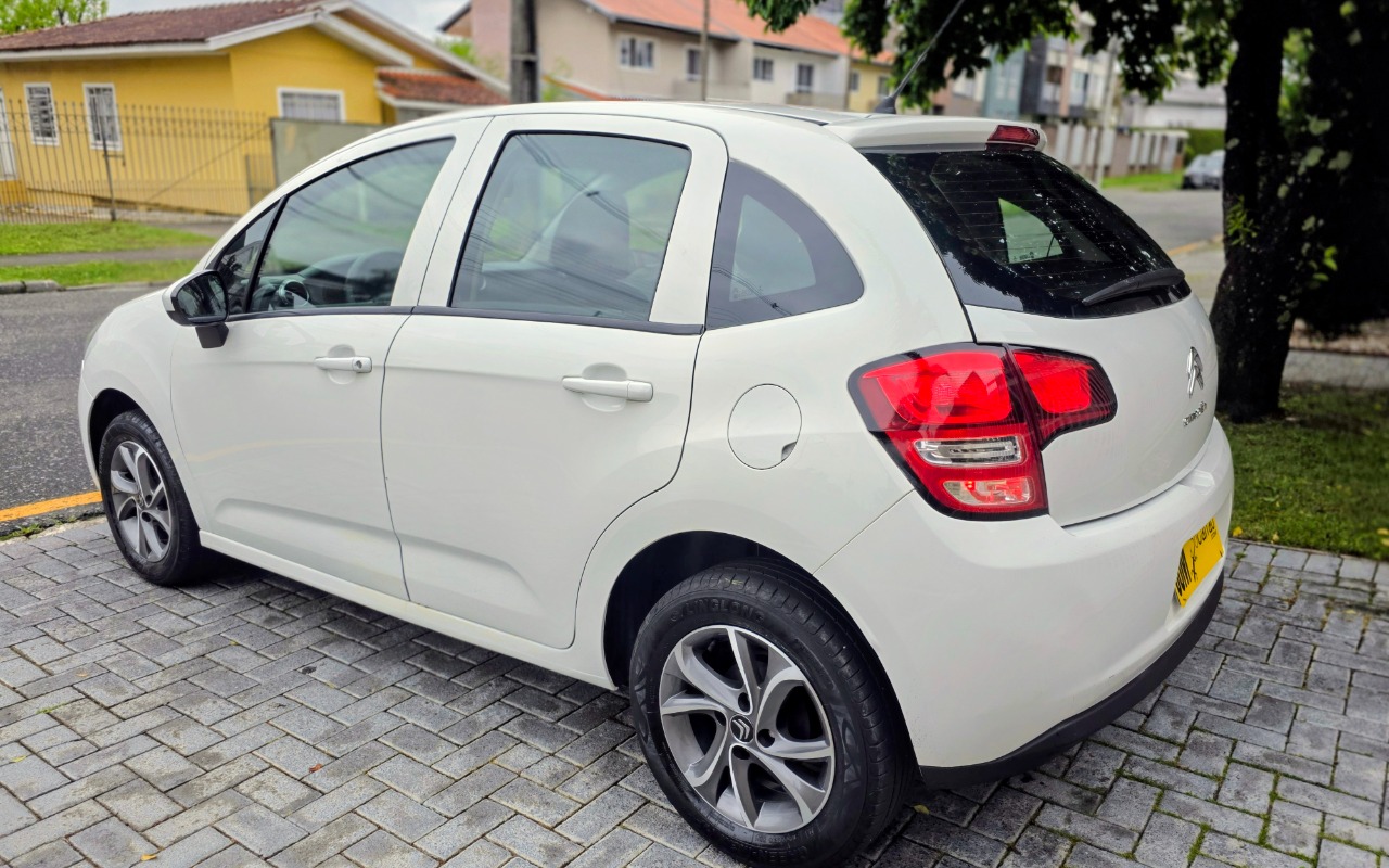 imagem-https://www.socarrao.com.br/sc-vehicle-images-prod/3594429/1788374273679-SU1HLTIwMjYwOTAxLVdBMDA3MC5qcGc.jpg
