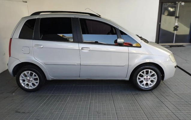imagem-https://www.socarrao.com.br/sc-vehicle-images-prod/3594541/1789408920179-8443745_2_B_6b9fc362be.jpeg