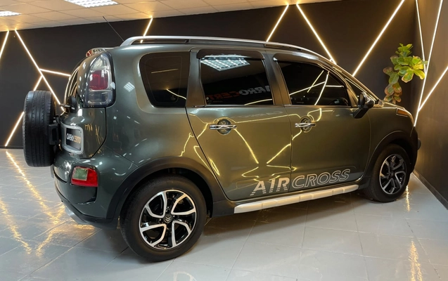 imagem-https://www.socarrao.com.br/sc-vehicle-images-prod/3594650/1788374562380-zwBqX1U3wLFcxXfvryQbuYqk3UwJr9f1.jpg
