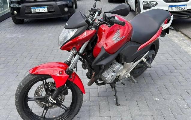 imagem-https://www.socarrao.com.br/sc-vehicle-images-prod/3594768/1788556905884-8443000_2_B_237d729179.jpeg