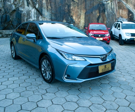 Toyota Corolla 2023 Cinza — foto 1 de 3