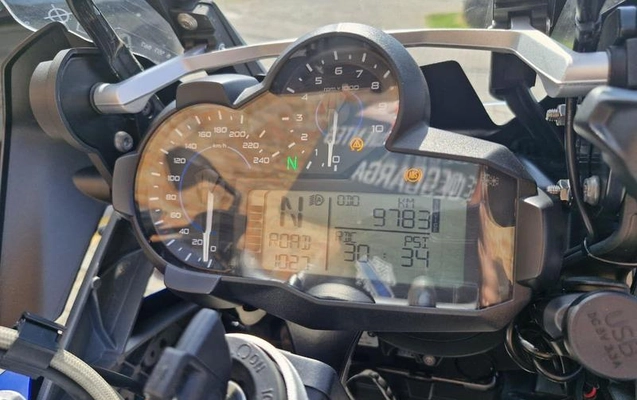 imagem-https://www.socarrao.com.br/sc-vehicle-images-prod/3594842/1788523529214-8443961_5_B_89f0a306b0.jpeg