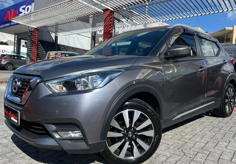 Nissan KICKS 2018 Cinza — foto 1 de 3