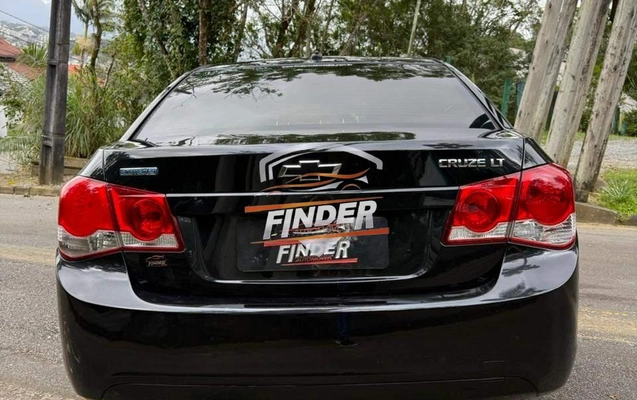 imagem-https://www.socarrao.com.br/sc-vehicle-images-prod/3595039/1788375615838-91a8f43aca6c4631a0e3b07cae1f6ca3_1788375570103.jpg